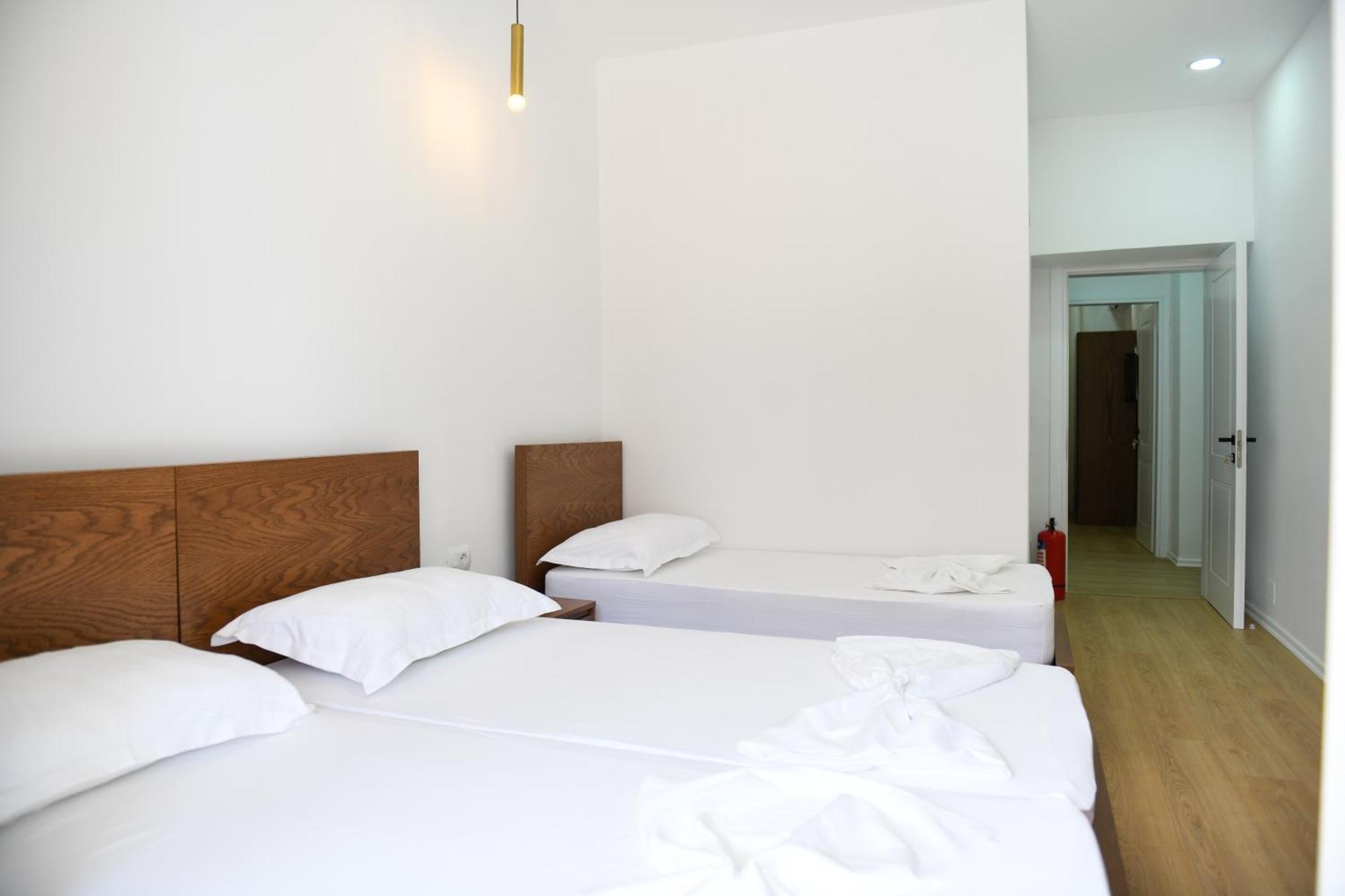 Guest House Cela City Centre Berat Zewnętrze zdjęcie