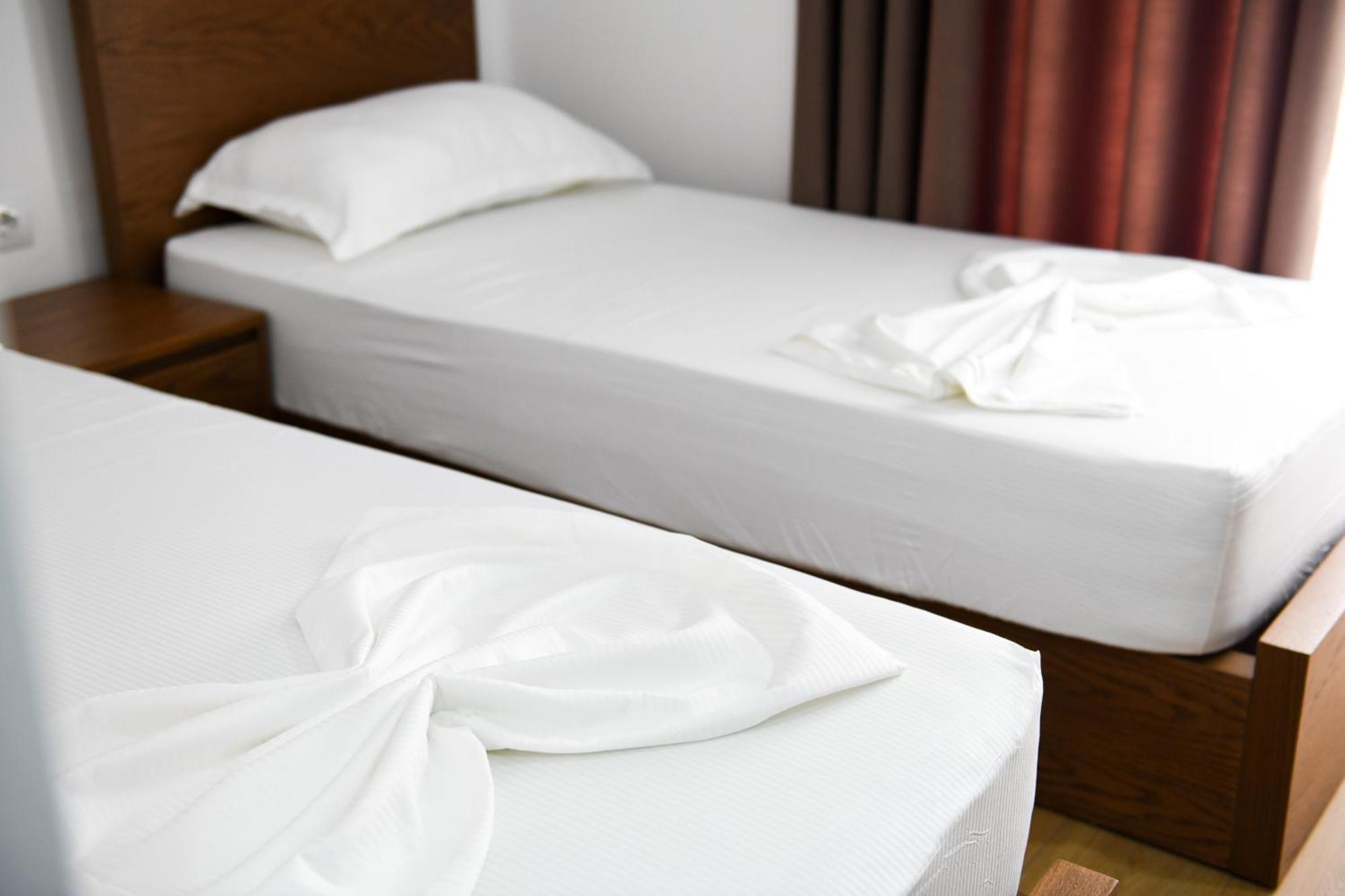Guest House Cela City Centre Berat Zewnętrze zdjęcie