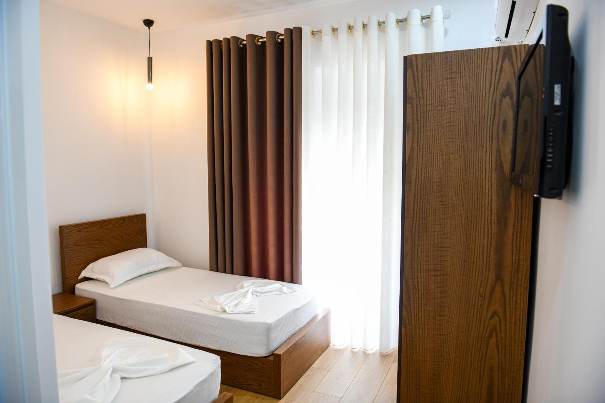 Guest House Cela City Centre Berat Zewnętrze zdjęcie