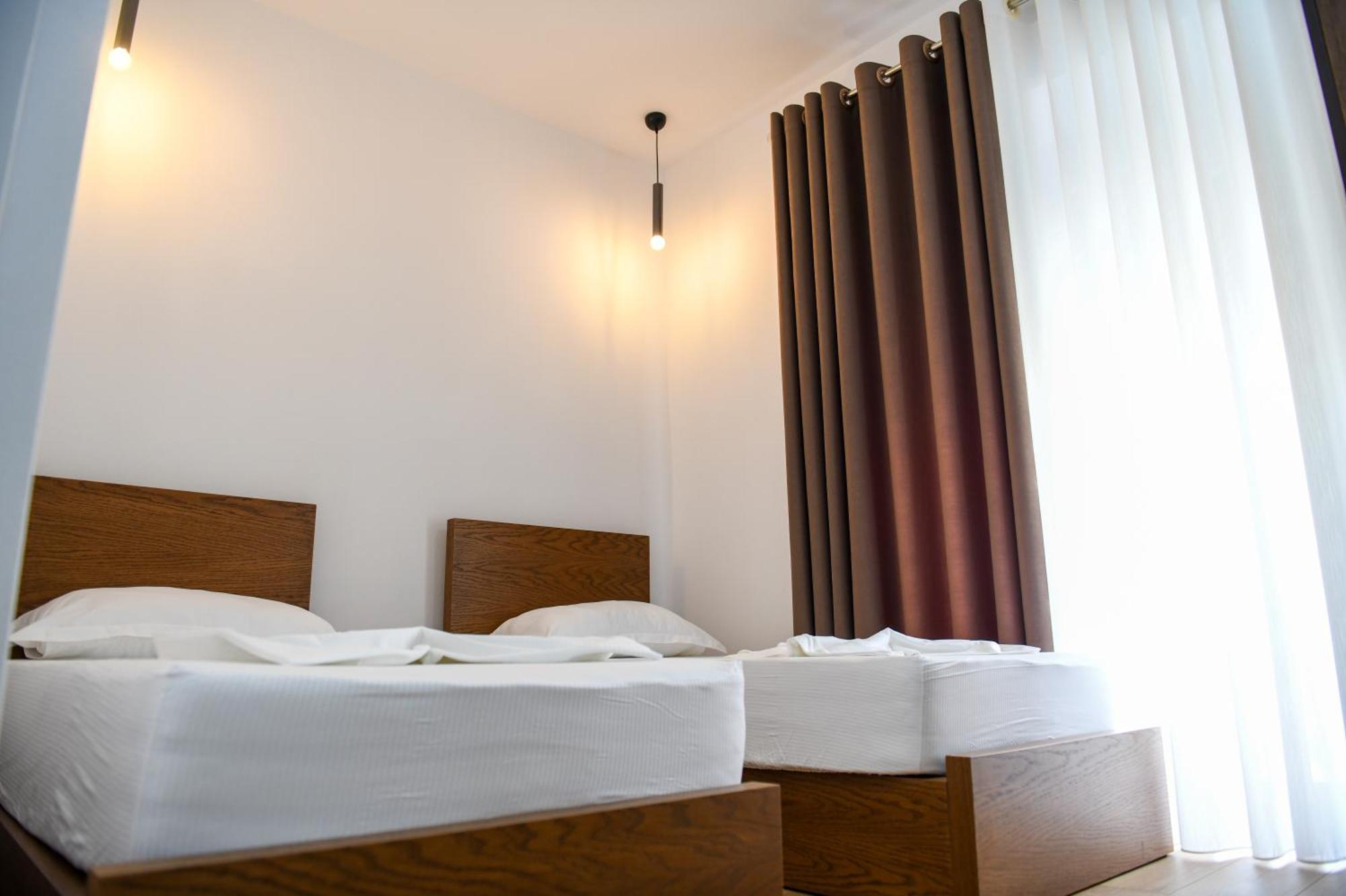 Guest House Cela City Centre Berat Zewnętrze zdjęcie