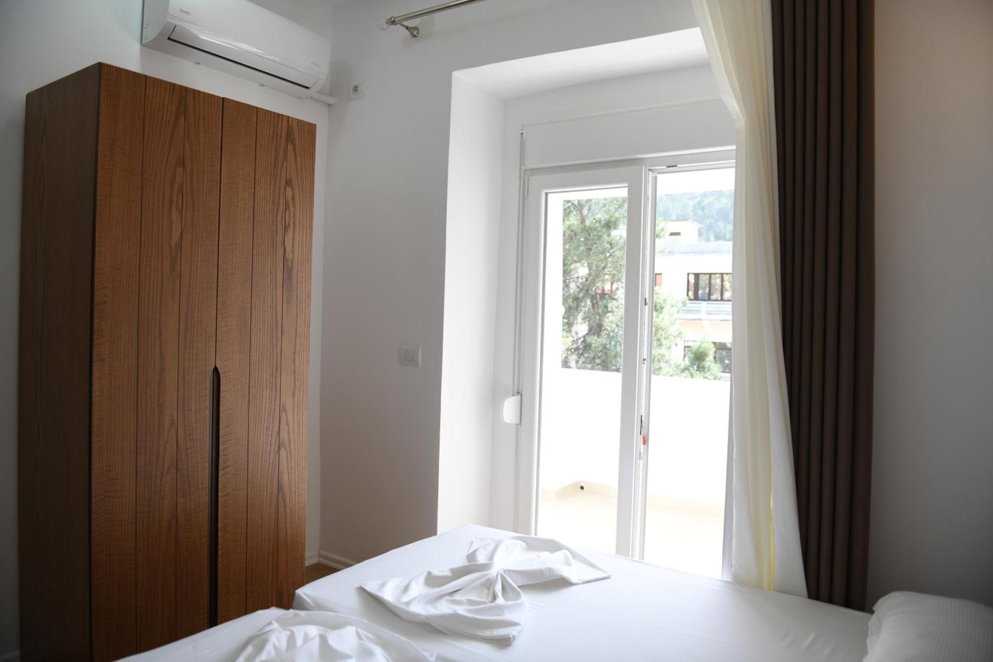 Guest House Cela City Centre Berat Zewnętrze zdjęcie