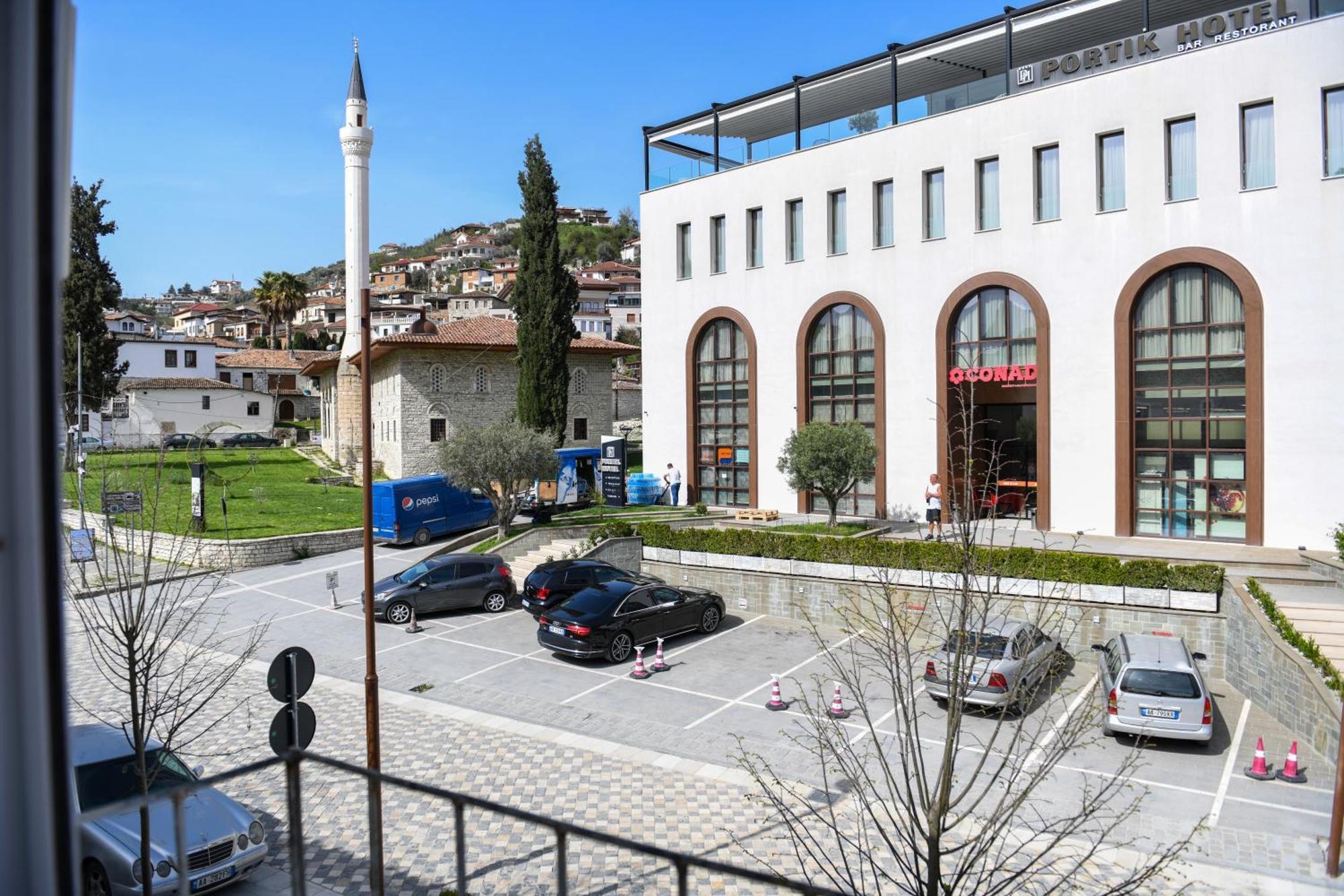Guest House Cela City Centre Berat Zewnętrze zdjęcie