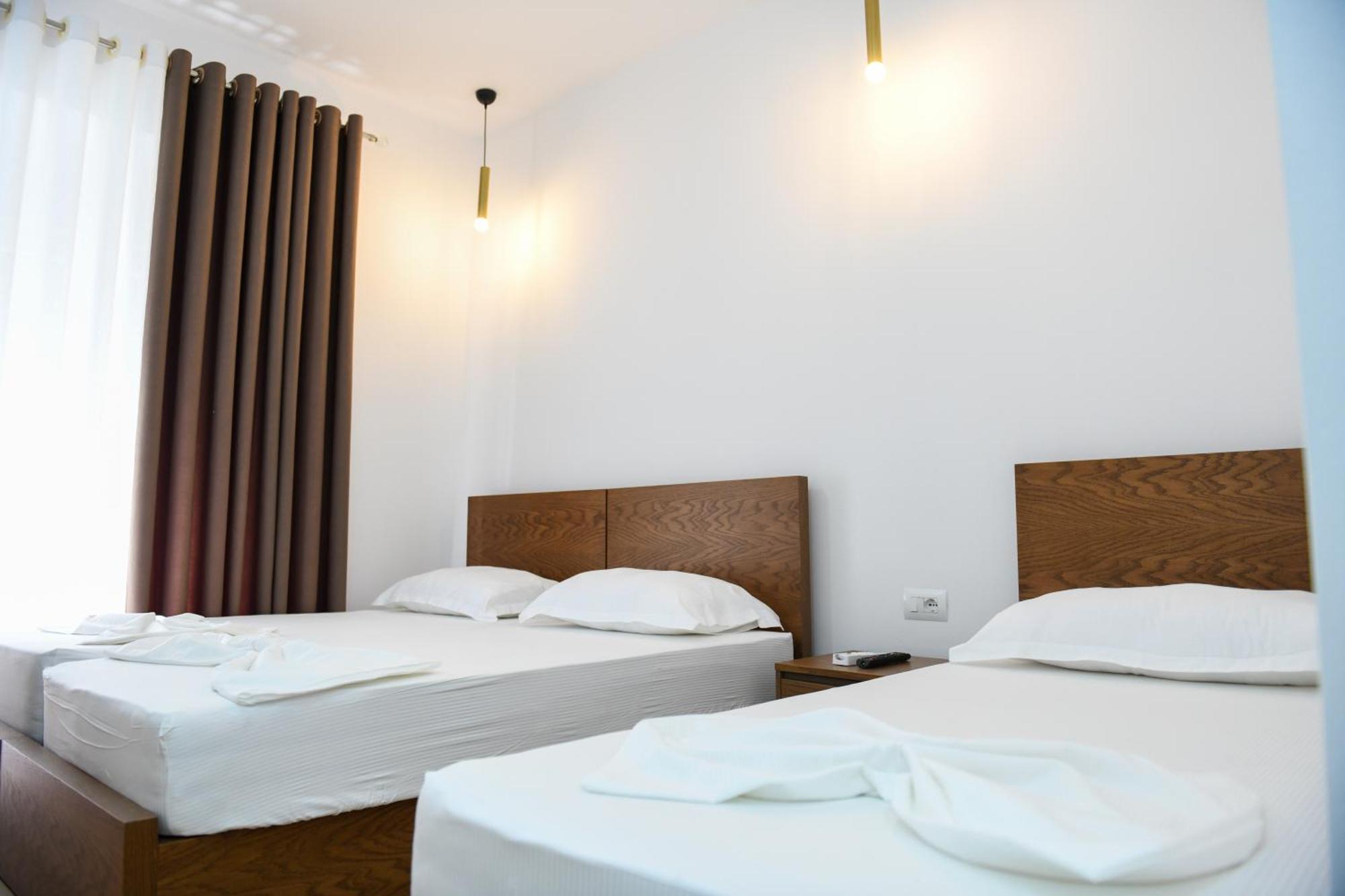 Guest House Cela City Centre Berat Zewnętrze zdjęcie